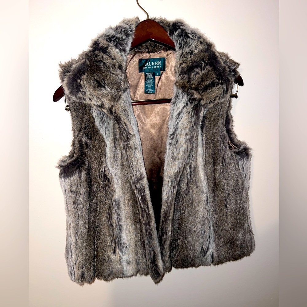 Ralph Lauren Faux Fur vest - size large